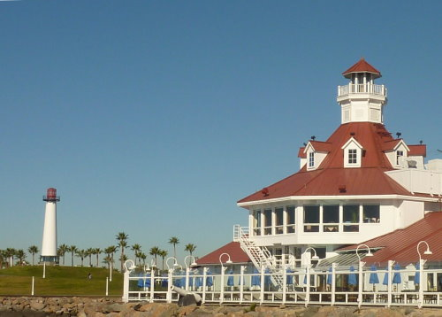 (Matlab) Take this image, downsample and convert to black and white with