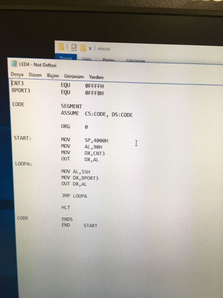This MTS-c 86 an assembly program that can turn 8 LEDs in