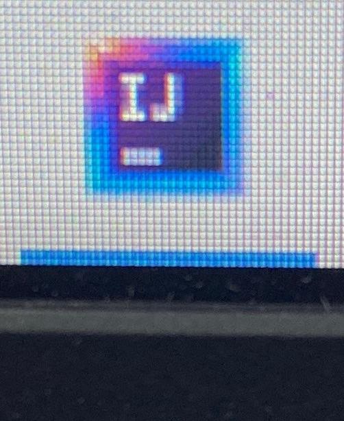 ArrayList of Students. b) one-arg constructor that accepts (as an argument) the
