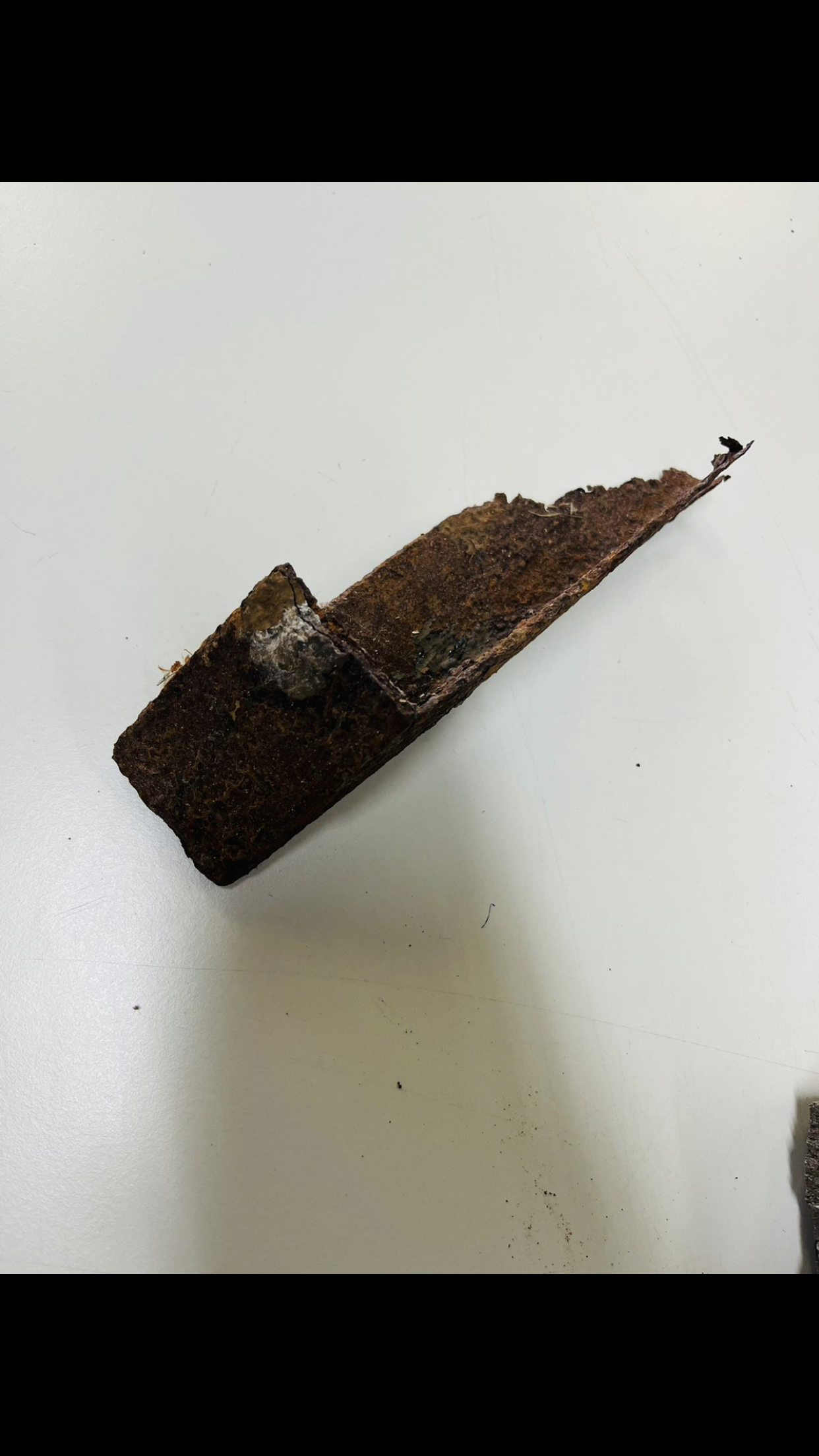  Narrate the metallurgical process behind this sample using a flow chart