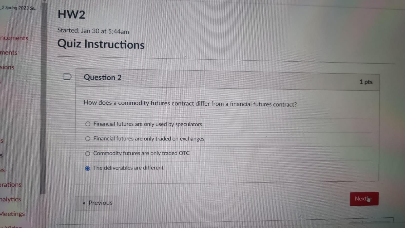  How does a commodity futures contract differ from a financial futures