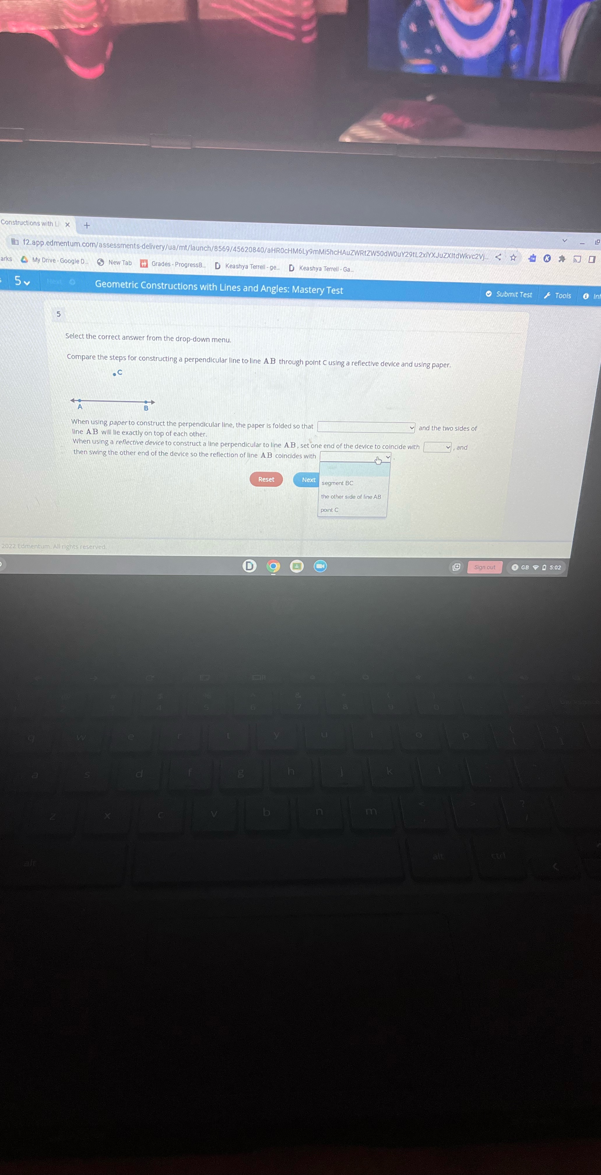 Can you please help on this question? The first paragraph choices are