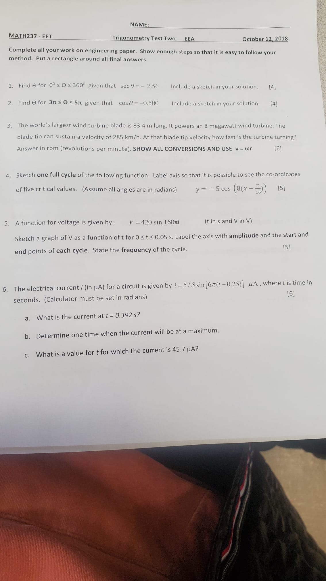  NAME: MATH237 - EET Trigonometry Test Two EEA October 12, 2018