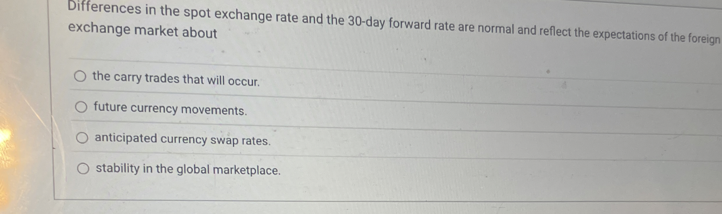  Differences in the spot exchange rate and the 30-day forward rate