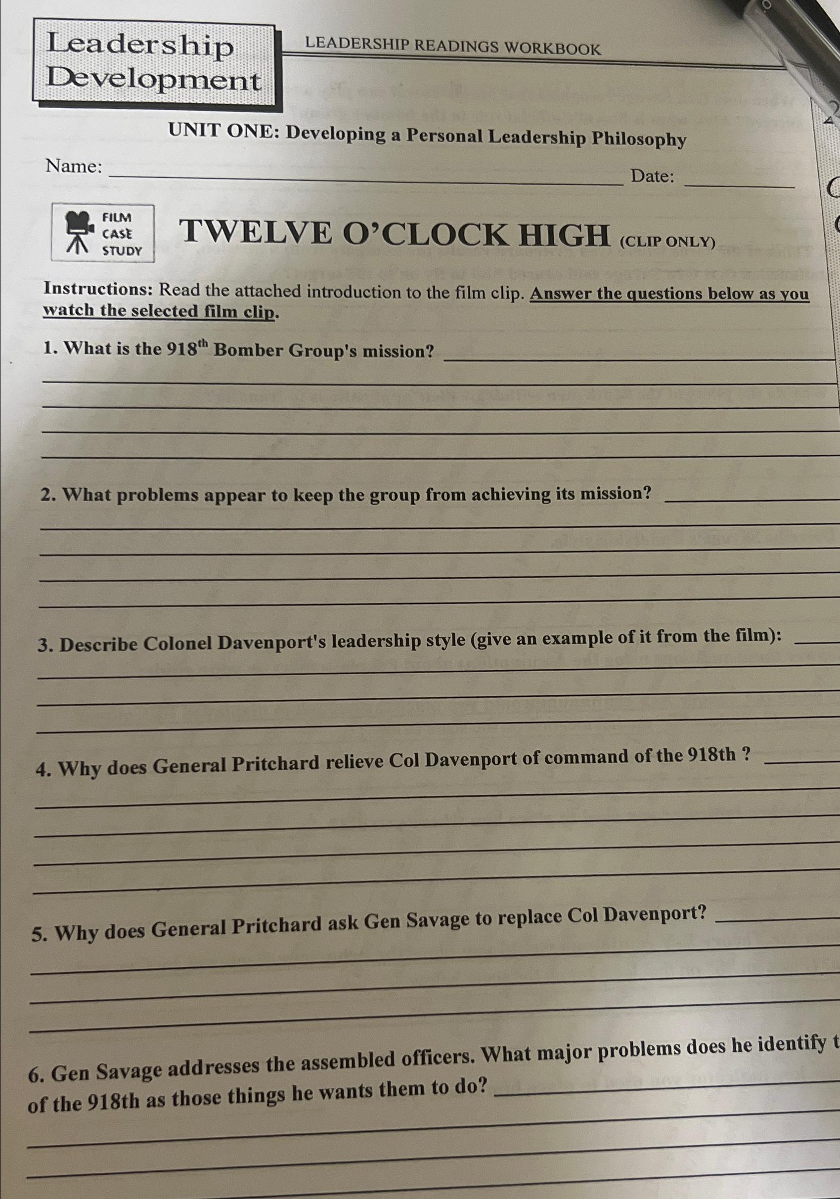  I eadership LEADERSHIP READINGS WORKBOOK Development UNIT ONE: Developing a Personal