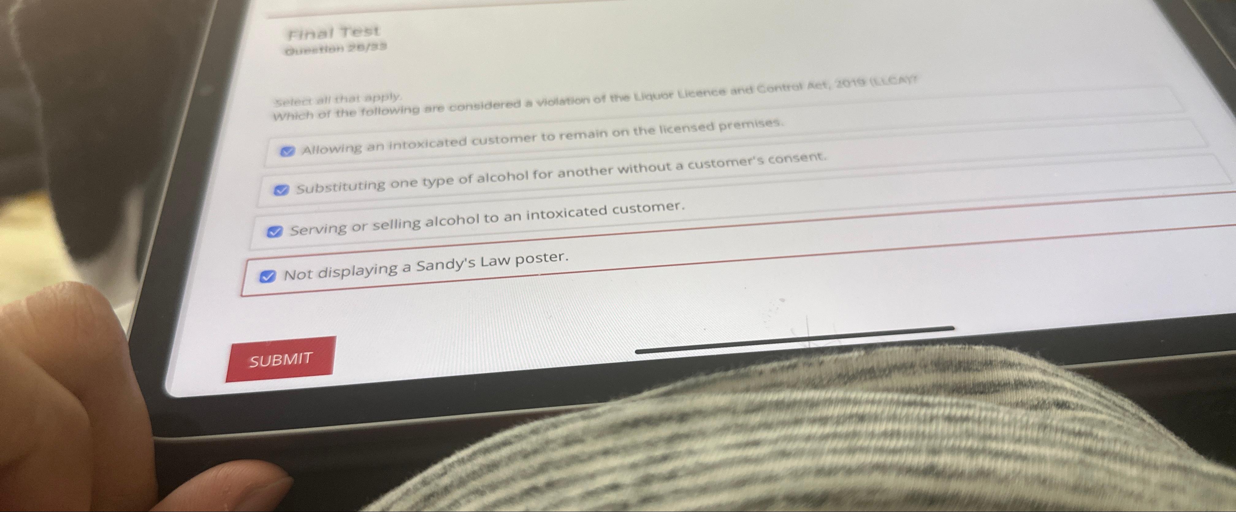  Final Test onverten 20/3: Setert all that apply. Allowing an intoxicated