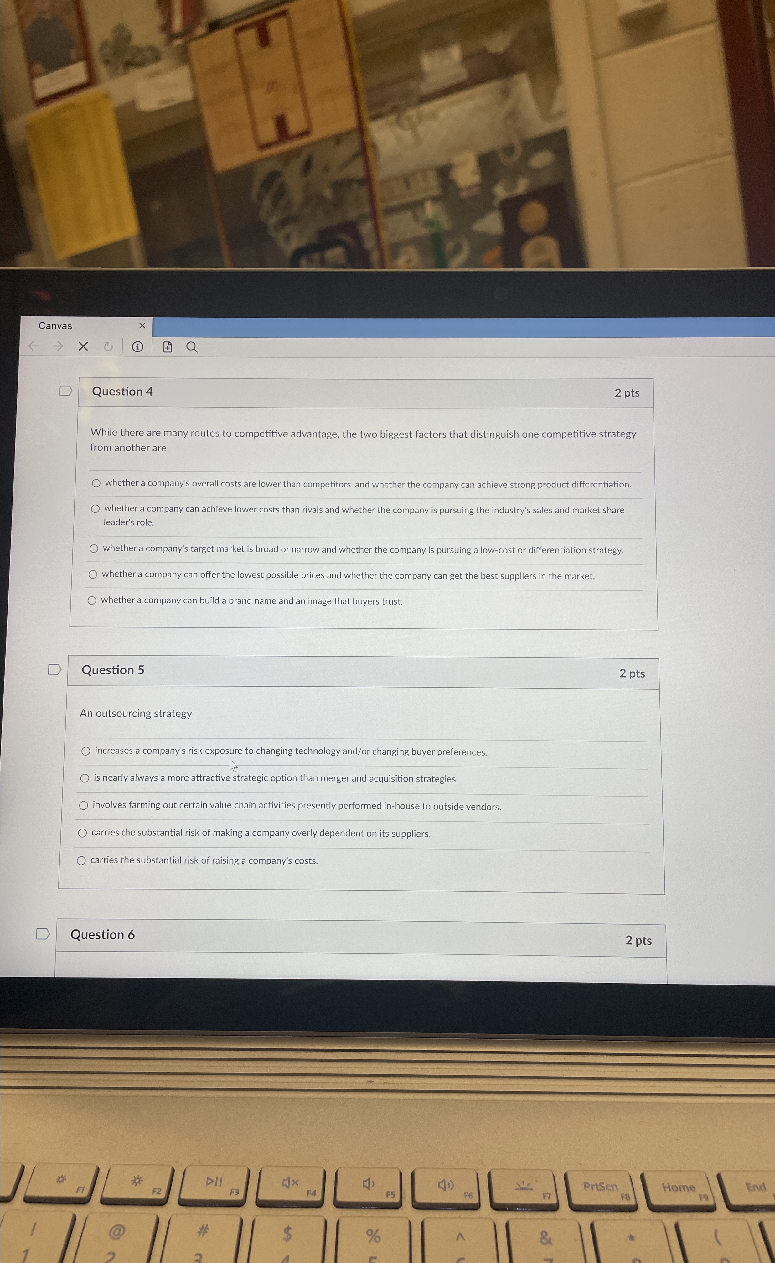  Canvas (i) Question 4 2pts While there are many routes to