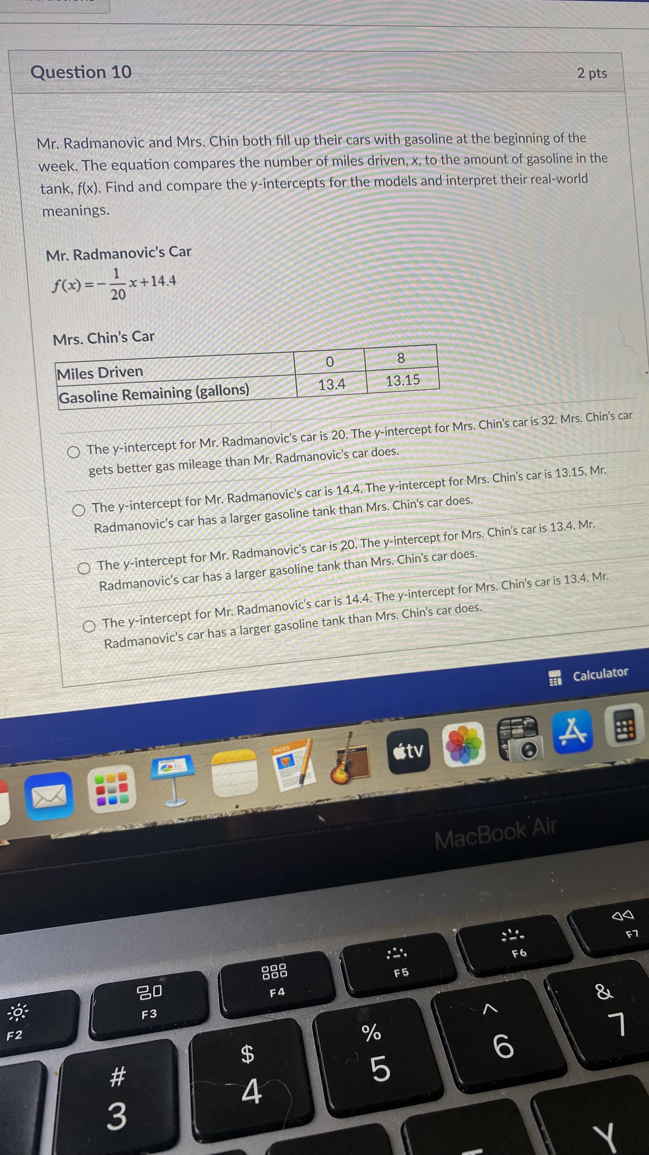 Distance (mi) O no relationship 700 600 500 Distance (mi) 400 300