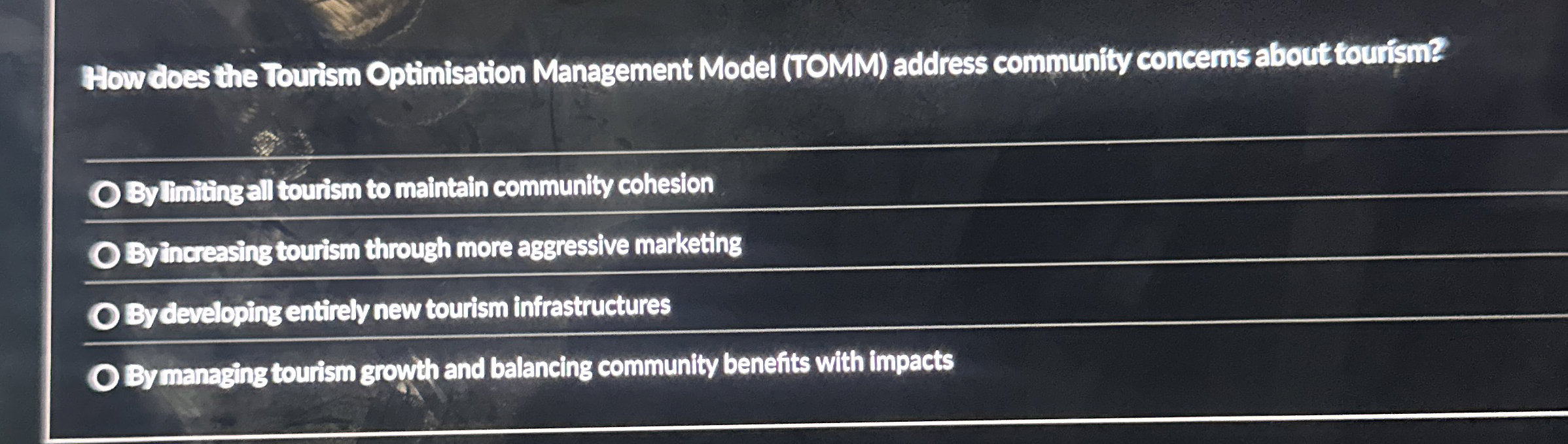  Mow does the Tourism Optimisation Management Model (TOMM) address community concems