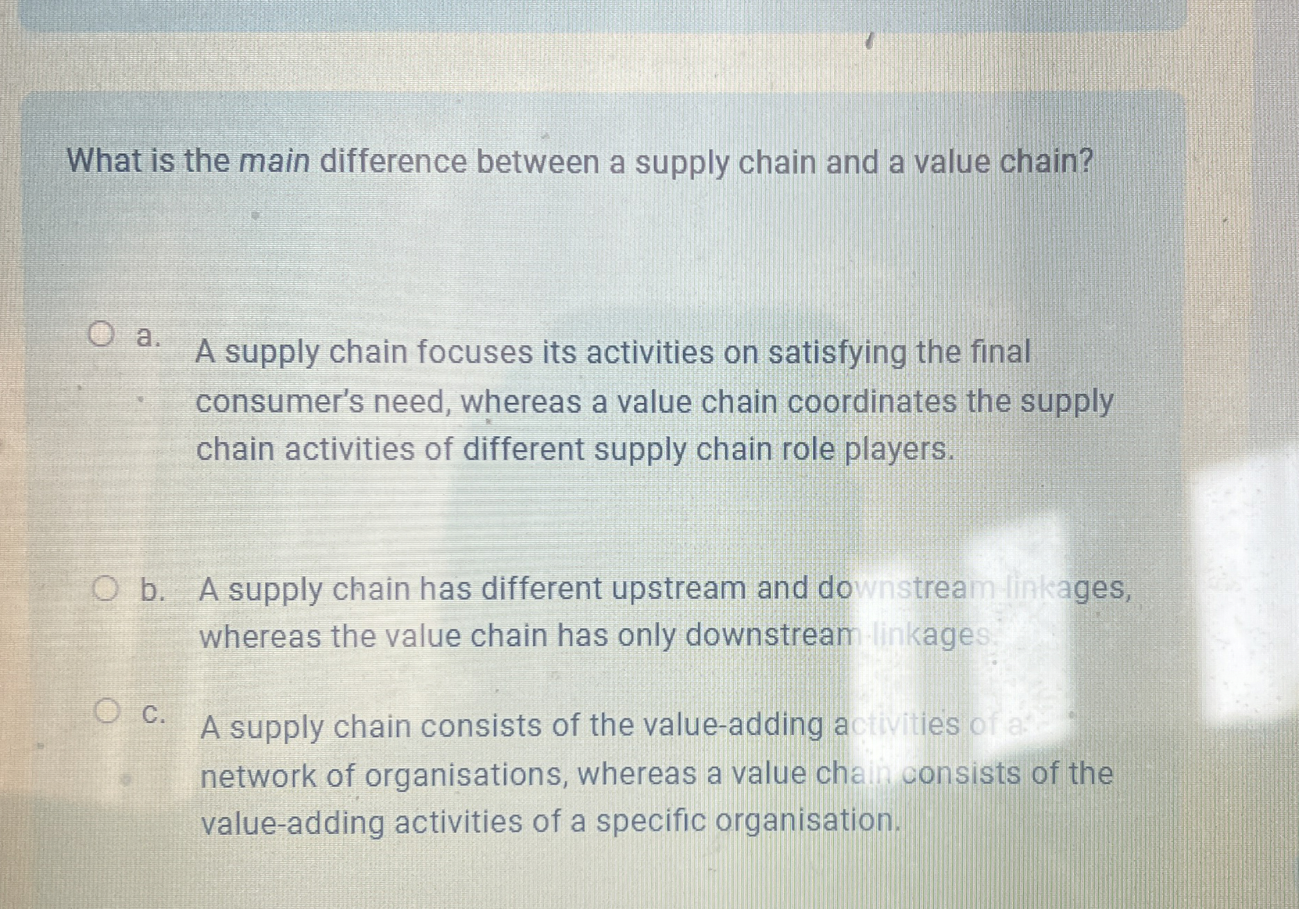  What is the main difference between a supply chain and a