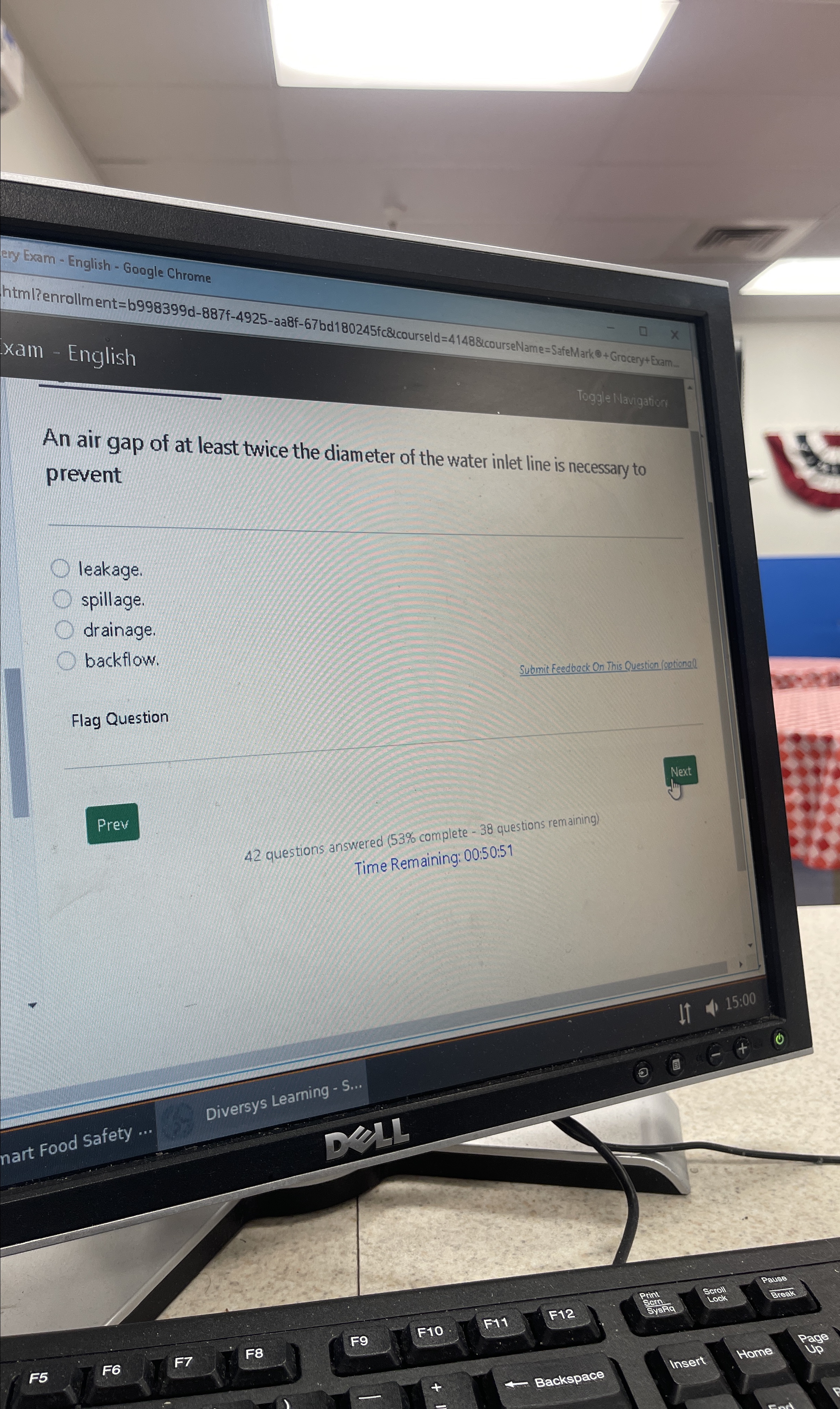  English - Google Chrome html?enrollment=b998399d-887f-4925-aa8f-67bd180245fc&courseld =4148&courseName=SafeMark + Grocery+Exam, xam English Toggle