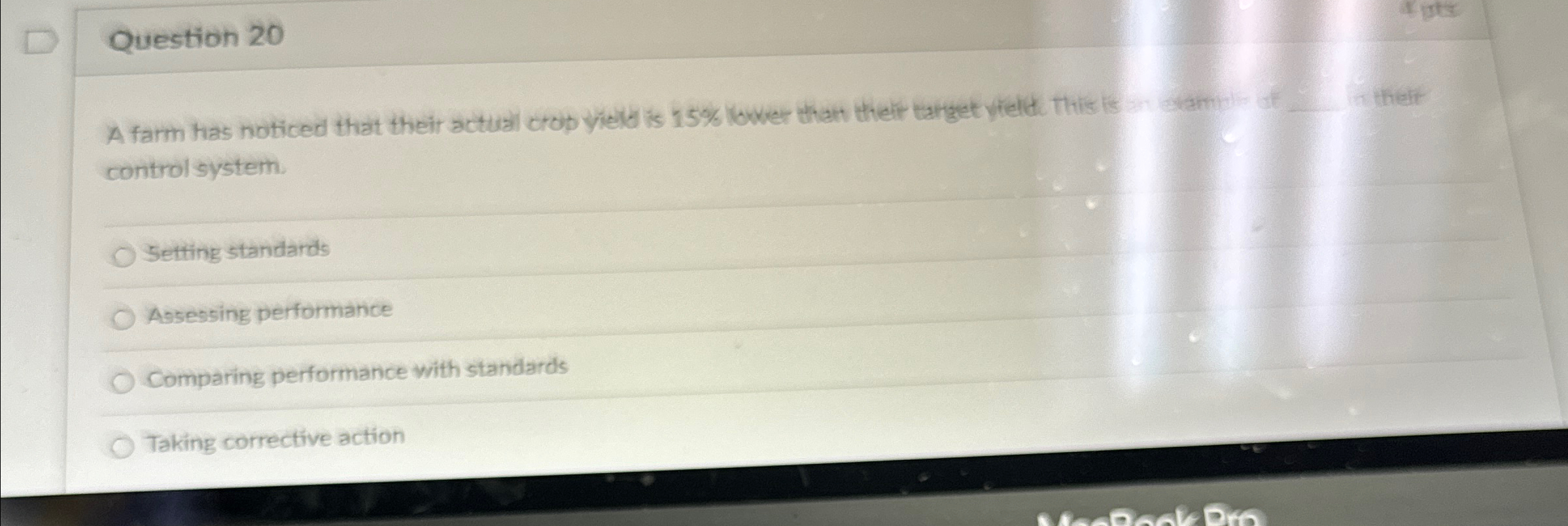  Question 20 control system. Setting standards Acsensing performante Comparing performance with