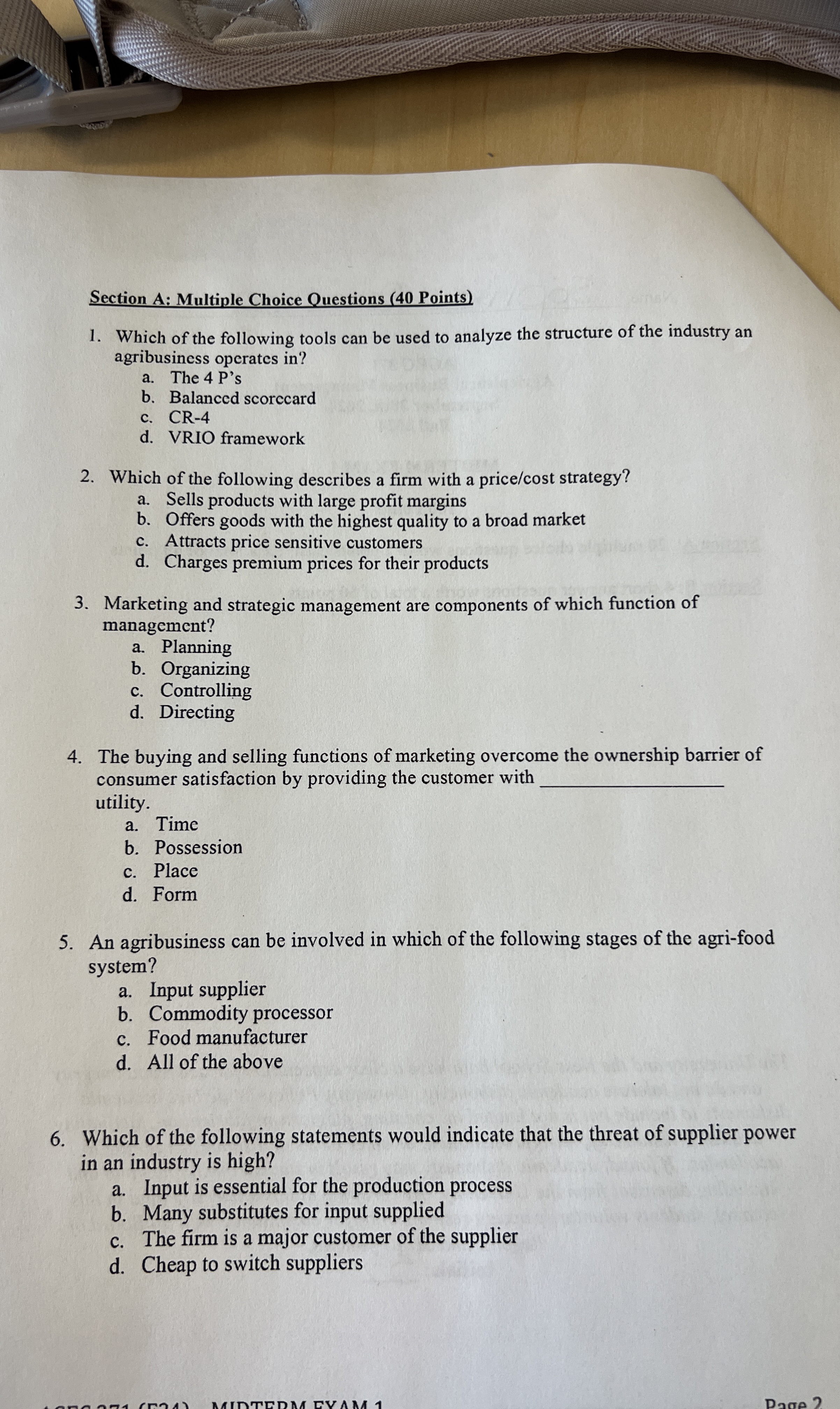  Section A: Multiple Choice Questions (40 Points) Which of the following