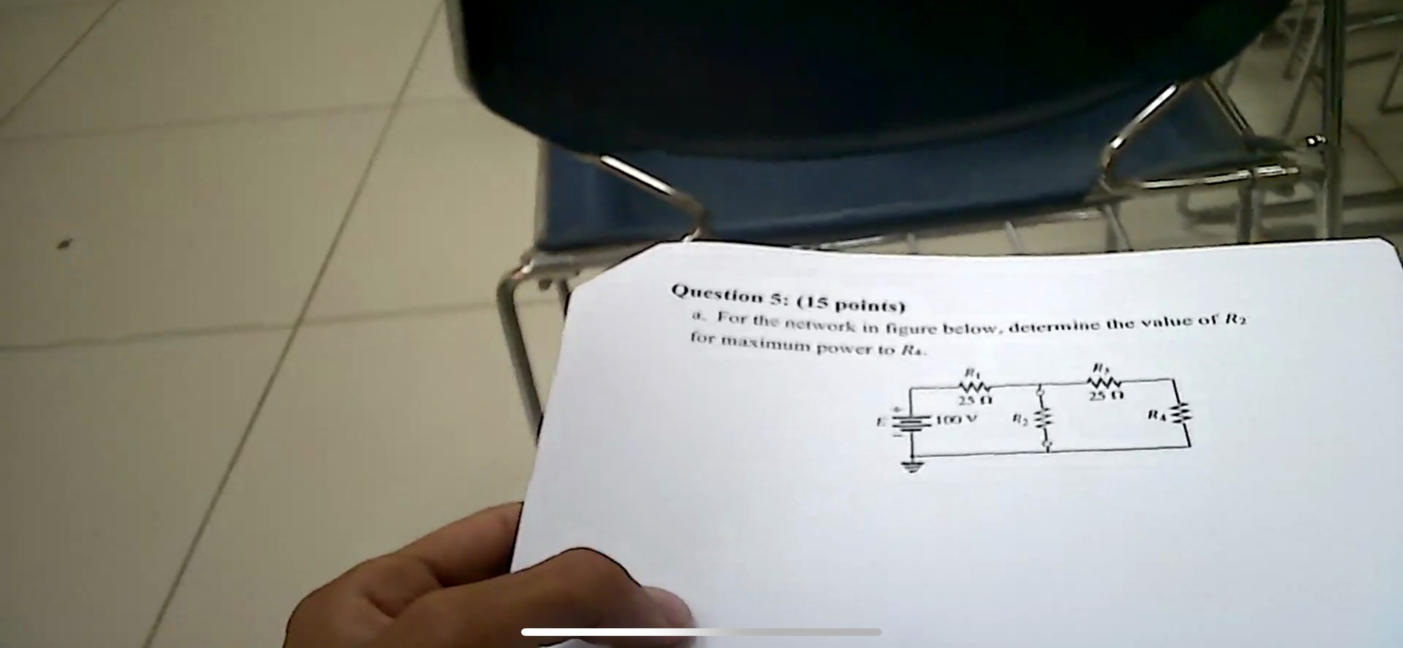  Question S: (1s points) a. For the network in figure below,