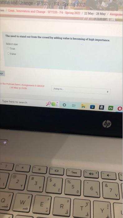 Polymaths do not make creative associations as