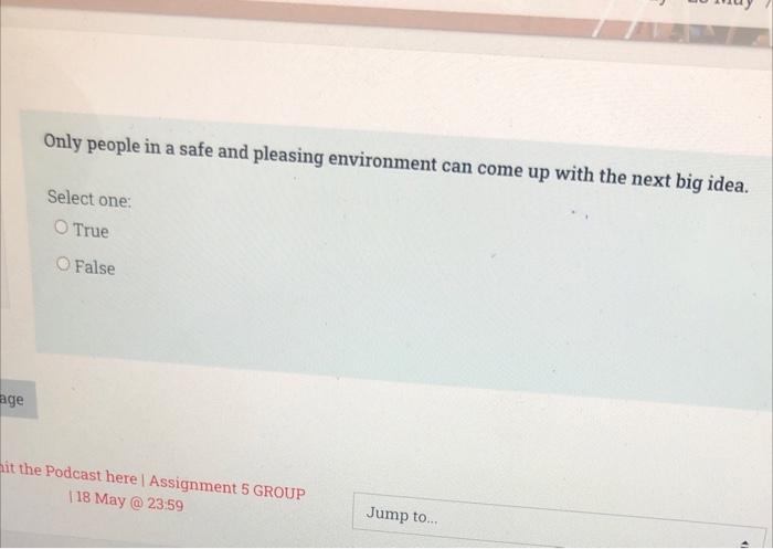 Polymaths do not make creative associations as