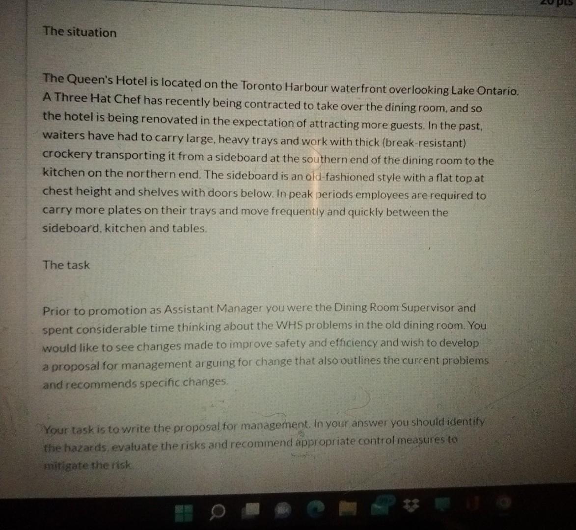 The situation The Queen's Hotel is located on the