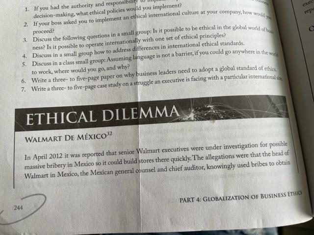 Read the cast study Walmart De Mexico and answer