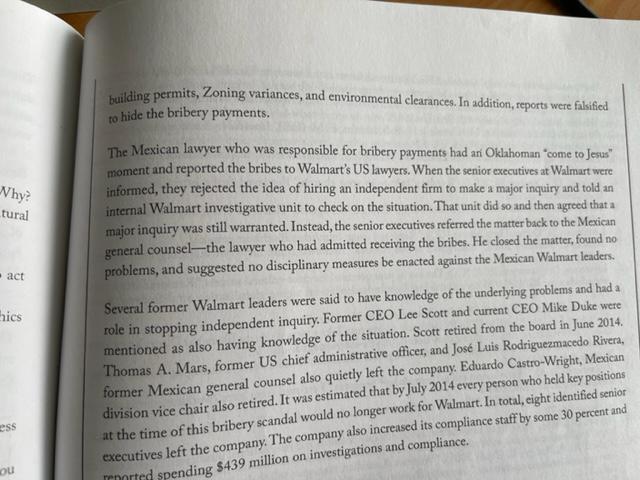 Read the cast study Walmart De Mexico and answer