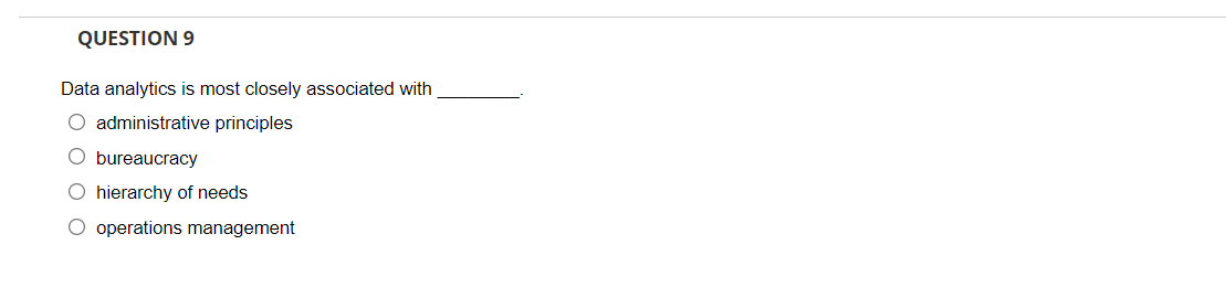 QUESTION 4 Gloria reports to Kailey for her