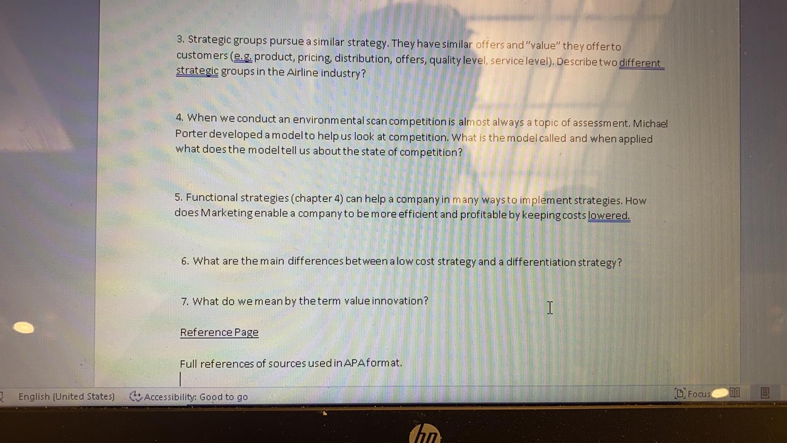 3. Strategic groups pursue a similar strategy.