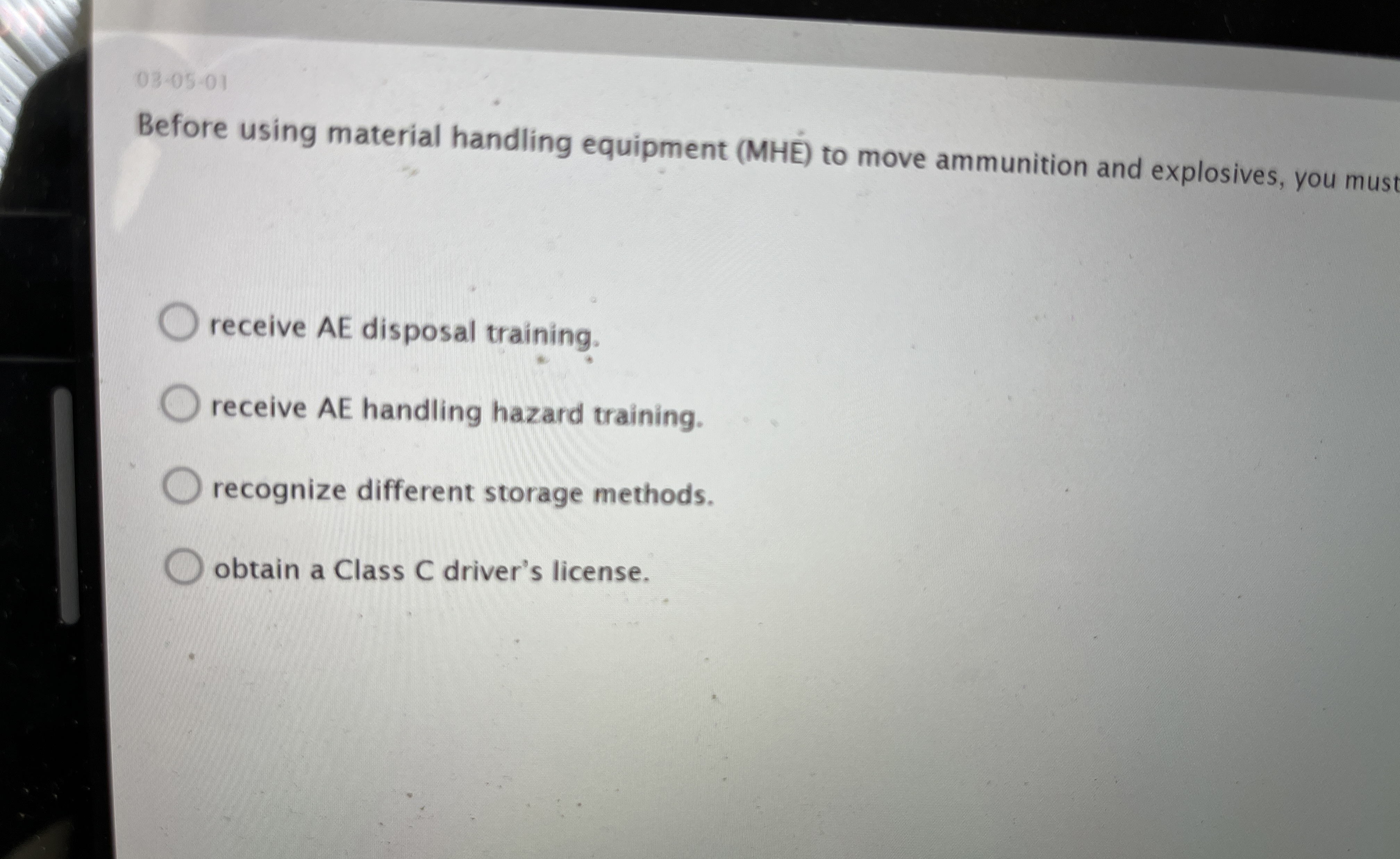 0 3 . 0 5 - 0 1 Before using material handling