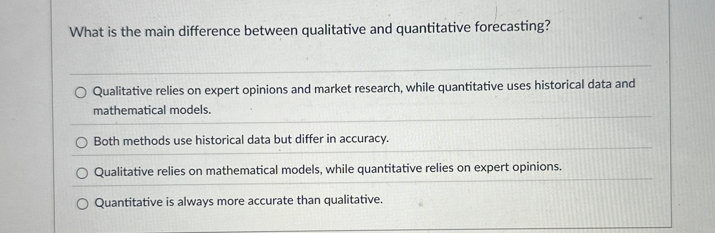 What is the main difference between qualitative