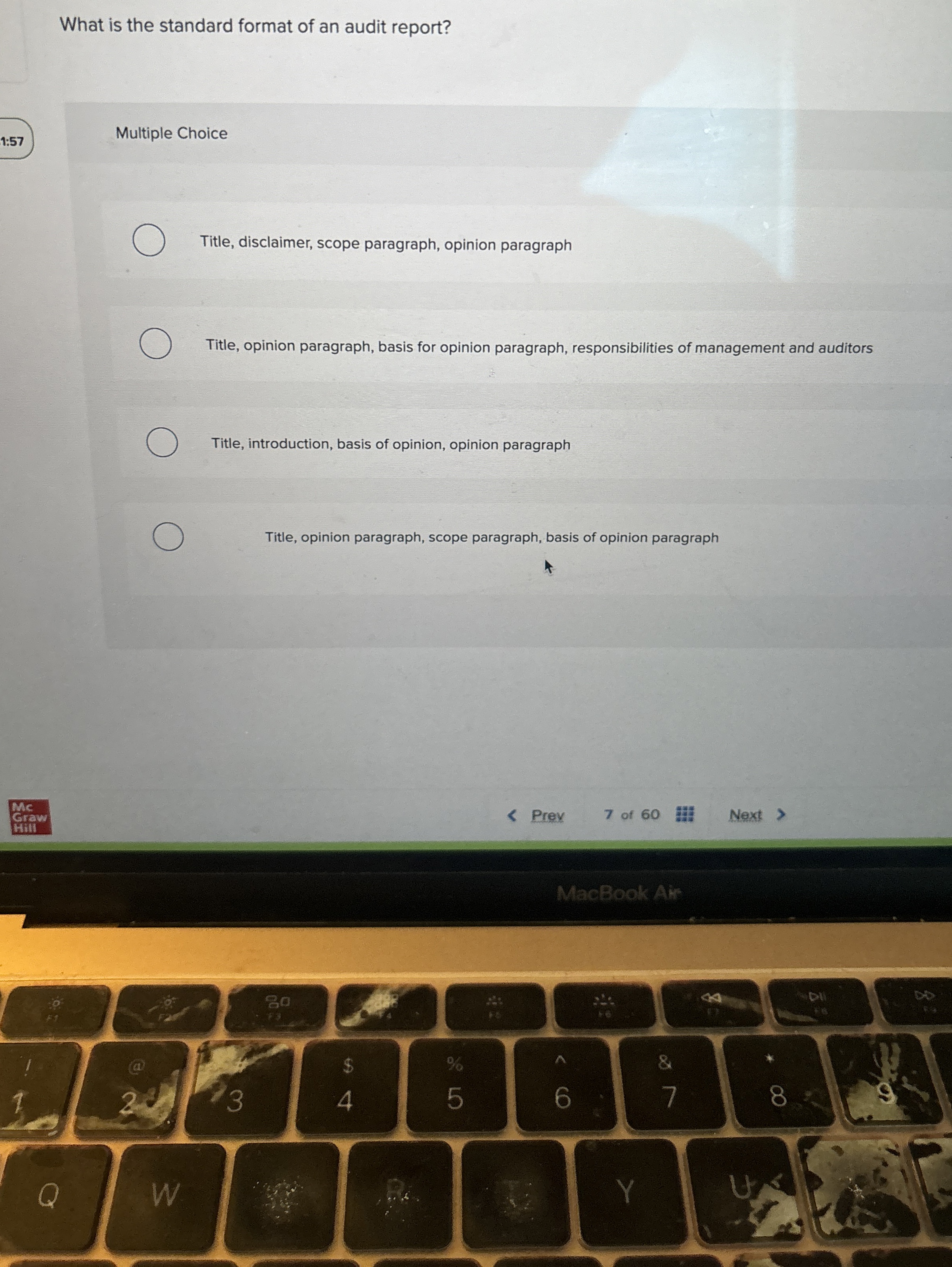 What is the standard format of an audit report?