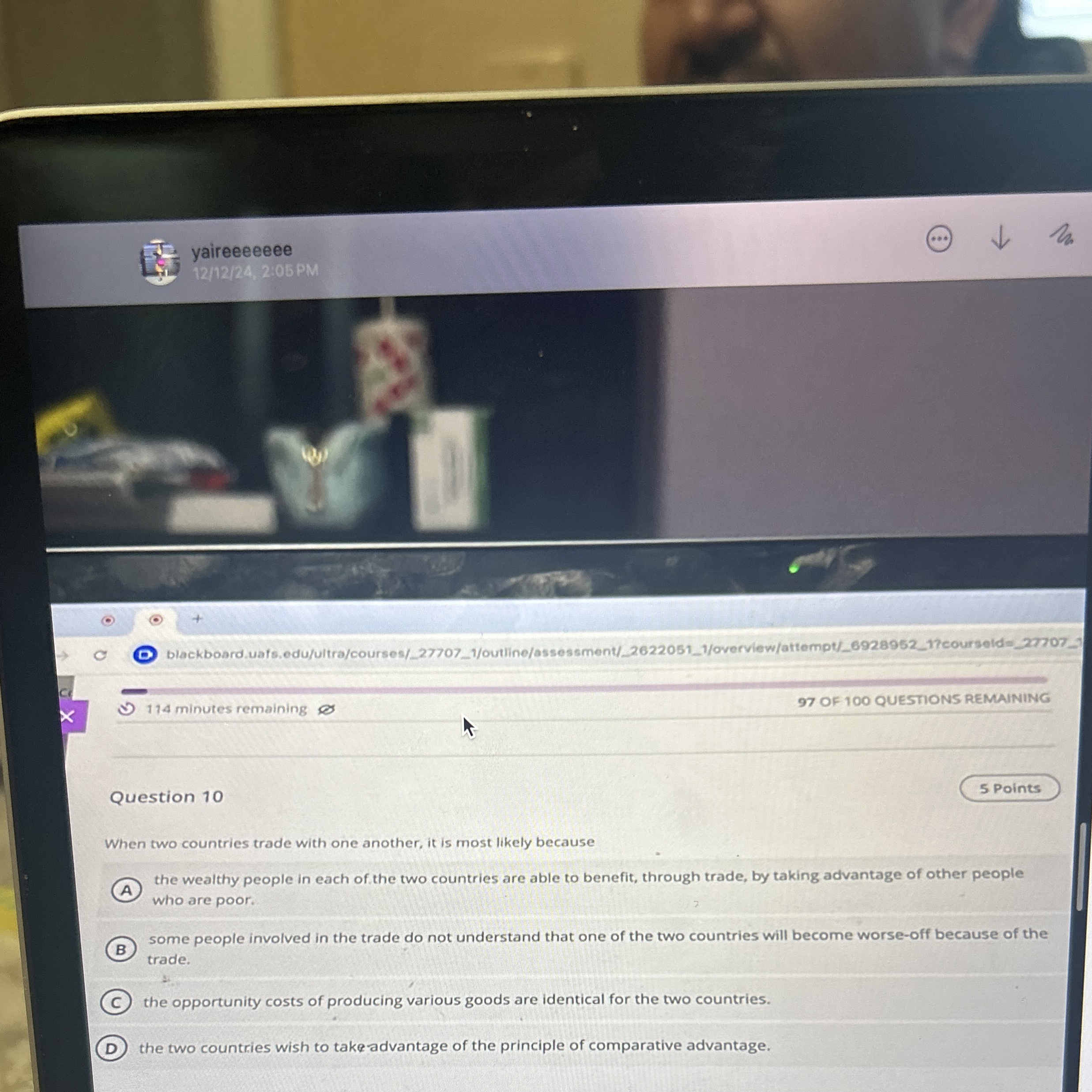 darr 1 2 / 1 2 / 2 4 . 2 . 0 5