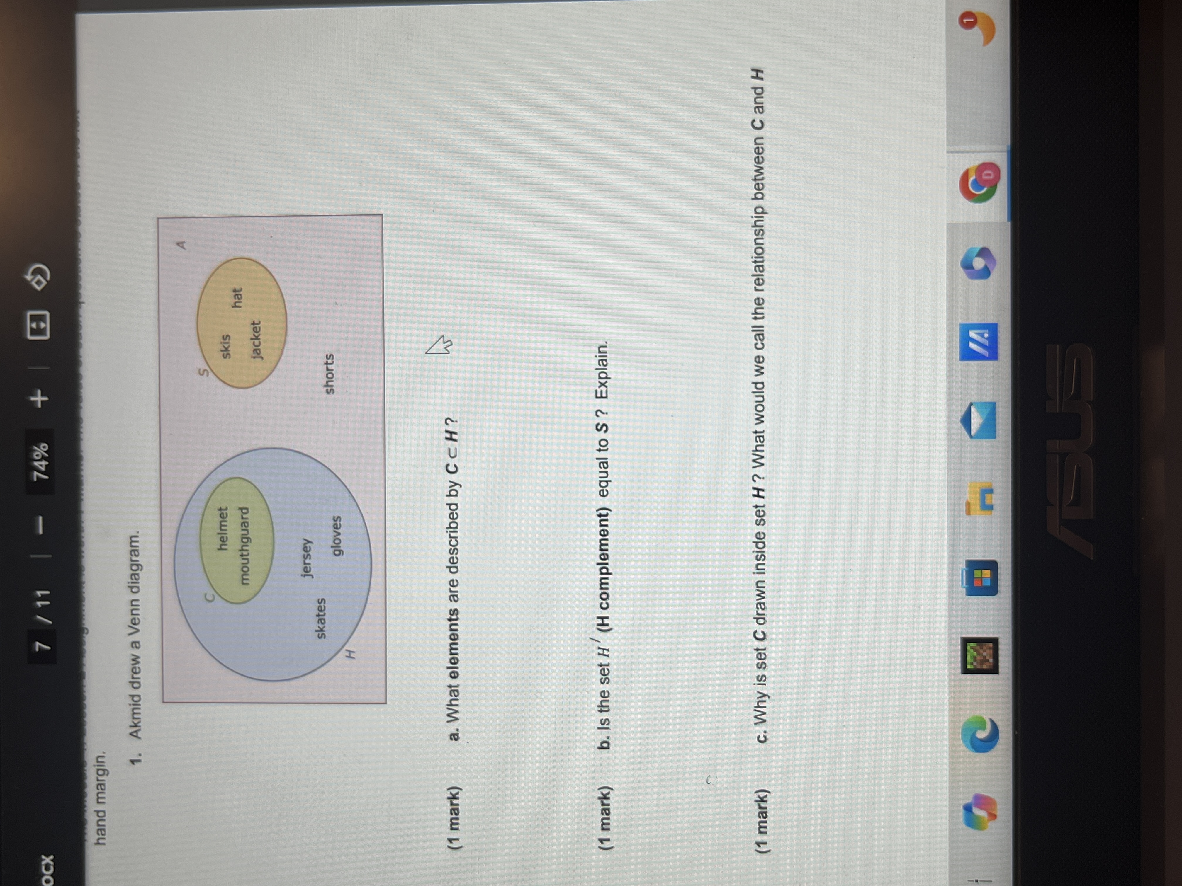 hand margin. Akmid drew a Venn diagram. ( 1 mark