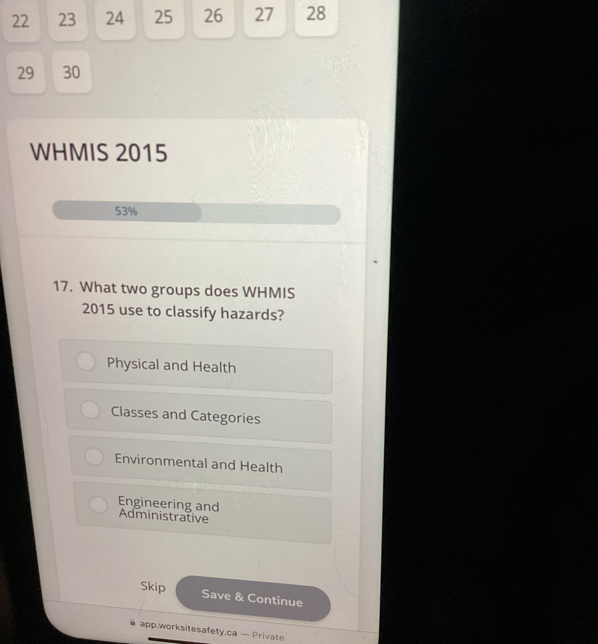 What two groups does WHMIS 2 0 1 5 use to