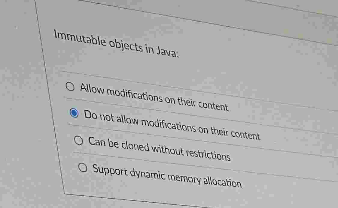 Immutable objects in Java:Allow modifications on