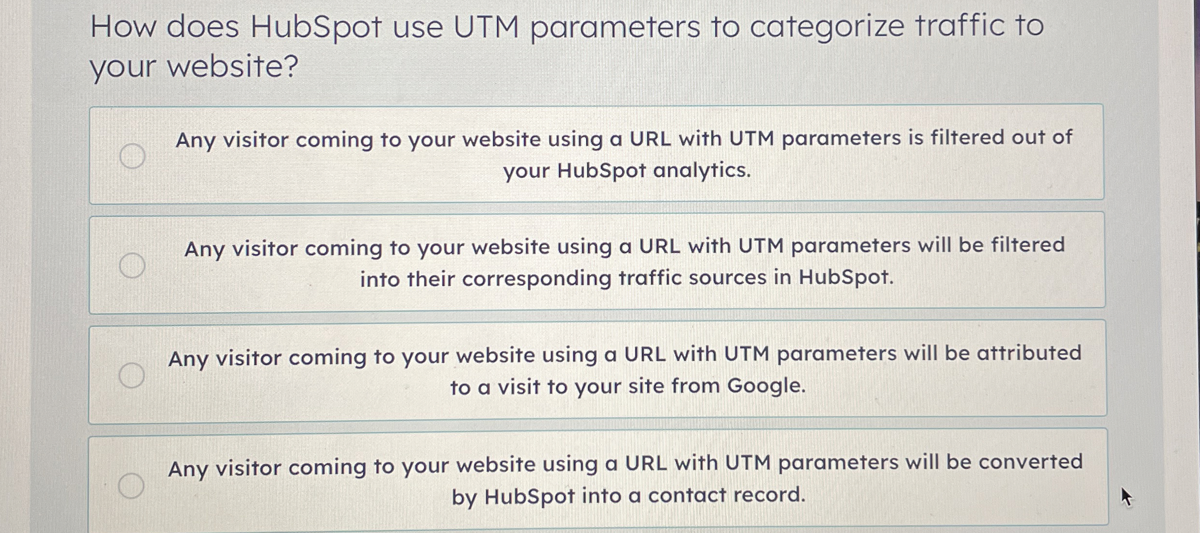 How does HubSpot use UTM parameters to categorize