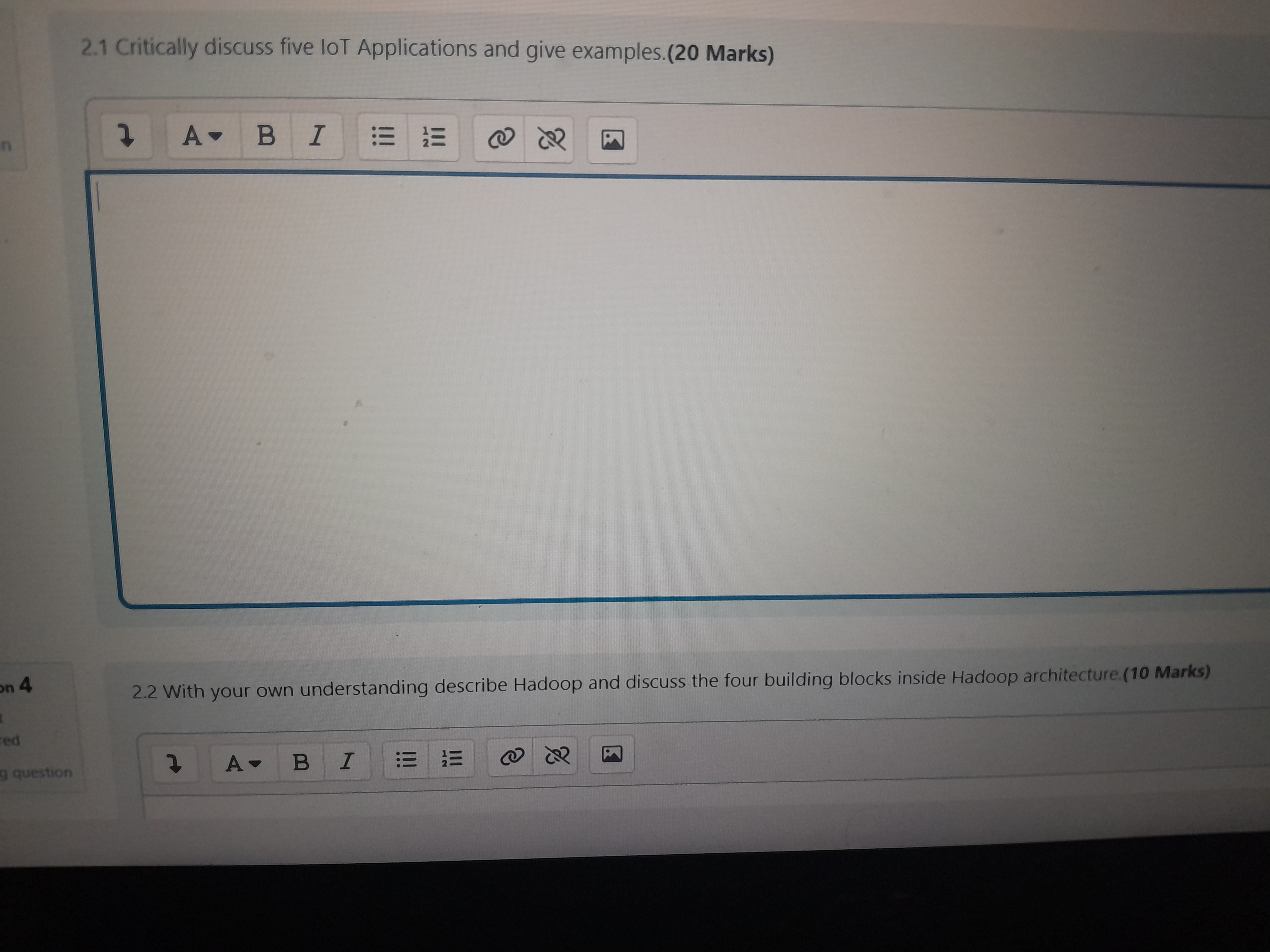 2 . 1 Critically discuss five loT Applications