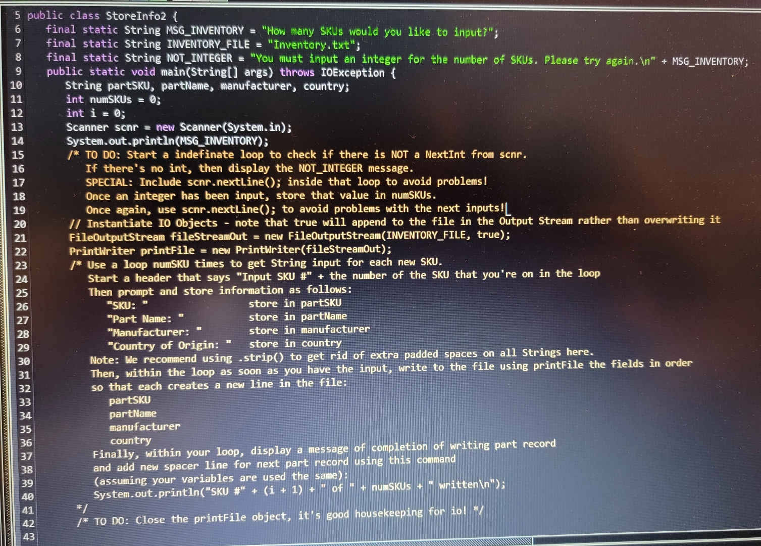 public class StoreInfo 2 { final static String
