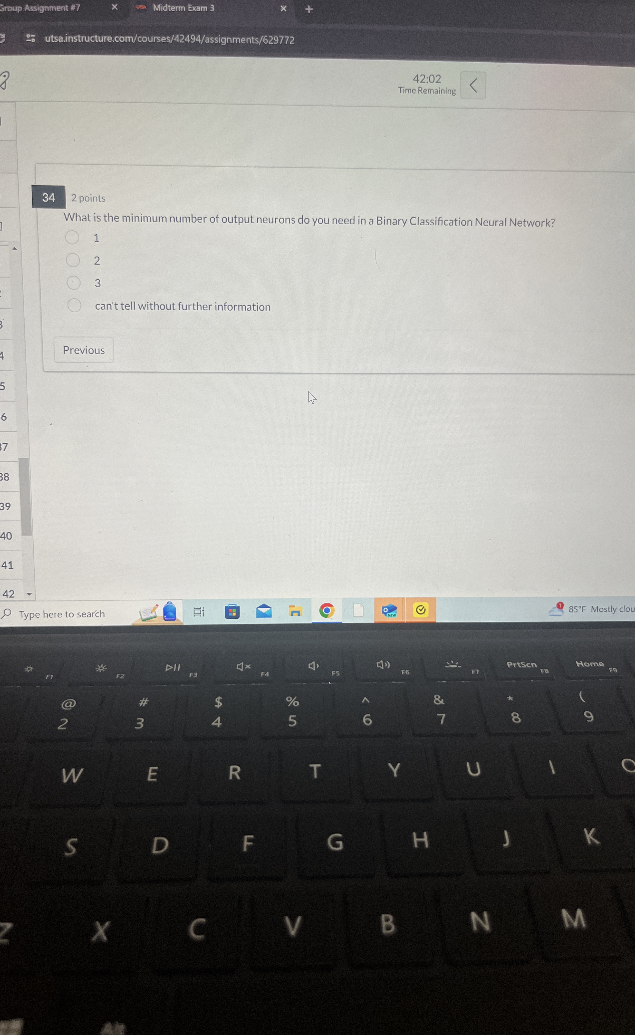 2 pointsWhat is the minimum number of output