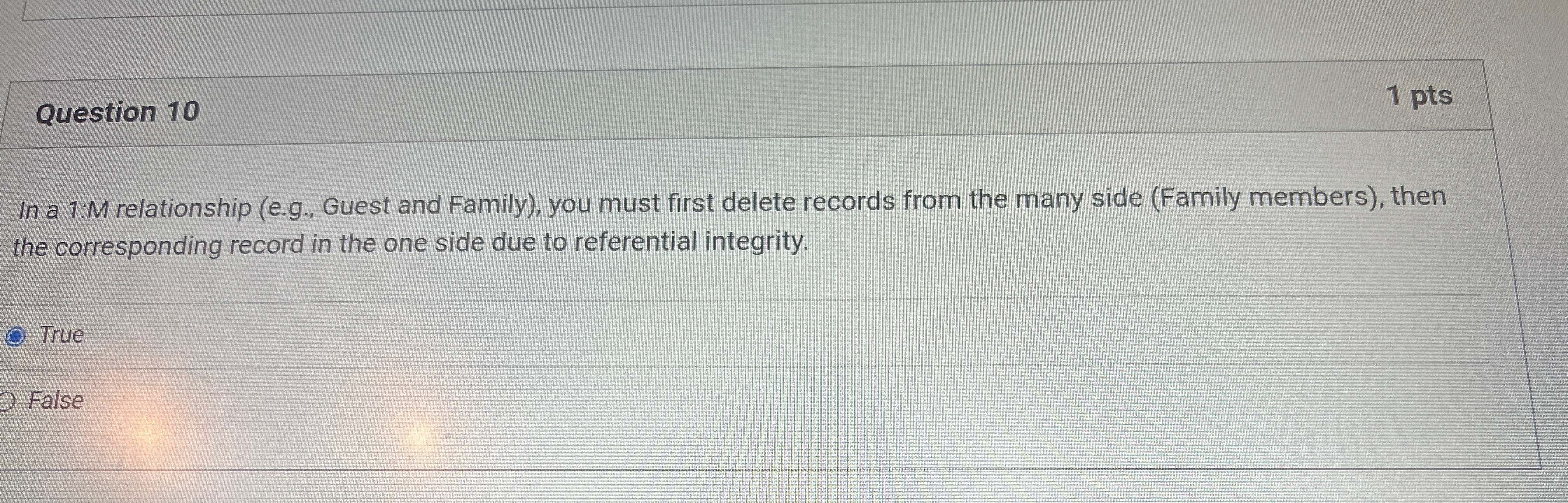 Question 1 0 1 pts In a 1 :M relationship ( e . g