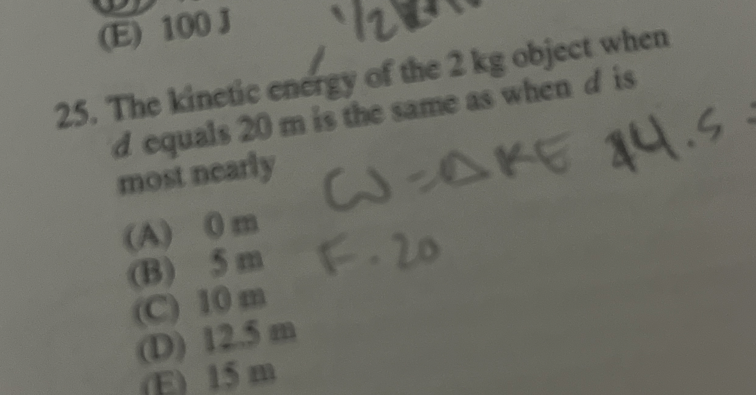 The kinetic encegy of the 2 kg object when d