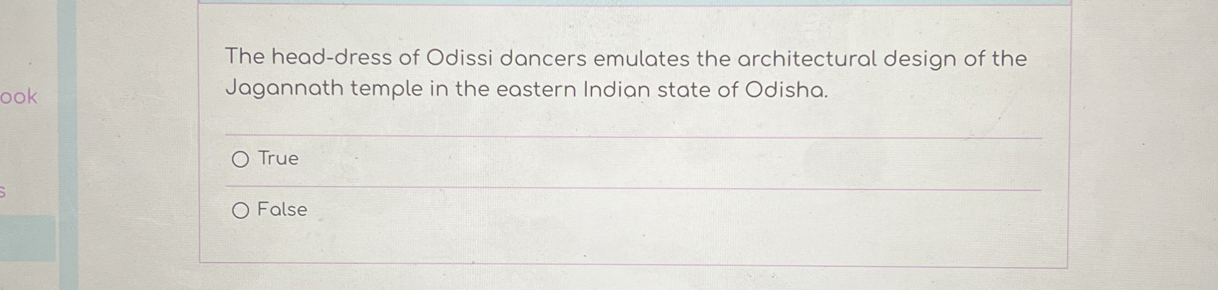 The head - dress of Odissi dancers emulates the