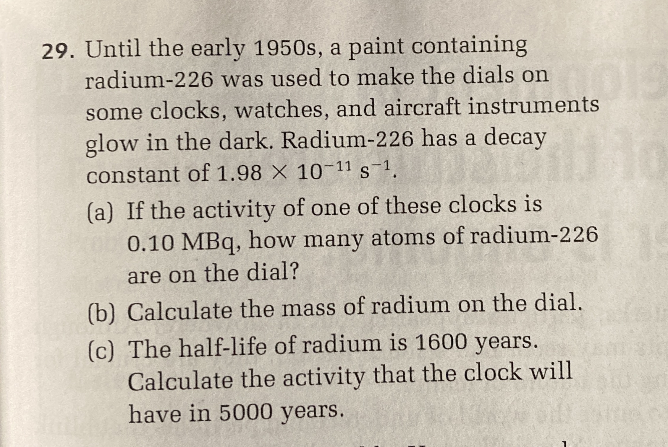 Until the early 1 9 5 0 s , a paint containing