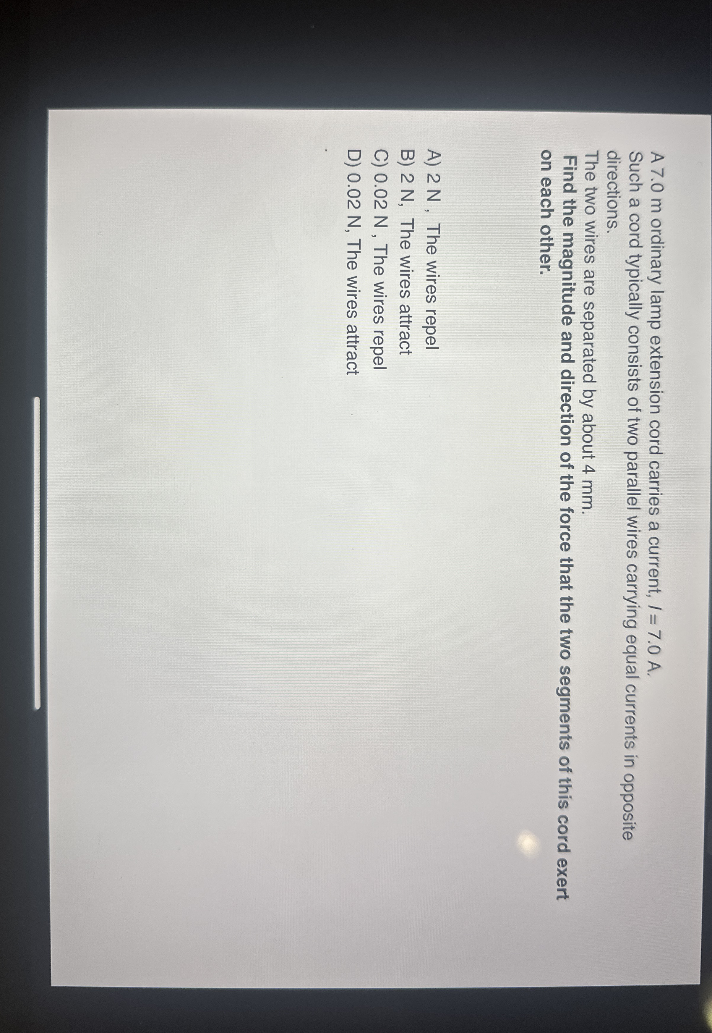 A 7 . 0 m ordinary lamp extension cord carries a