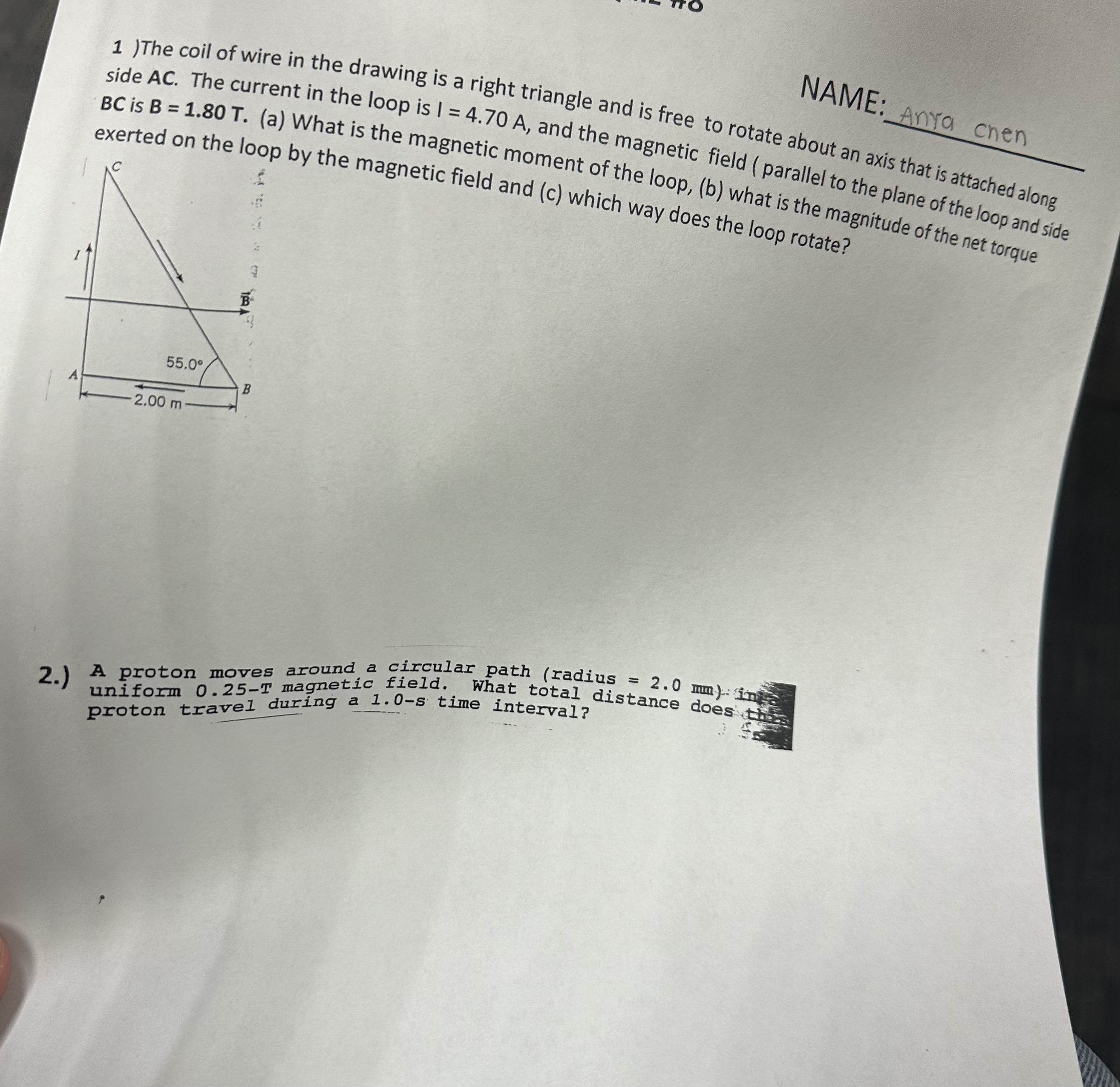 1 Jhe coil of wire in the drawing is a right