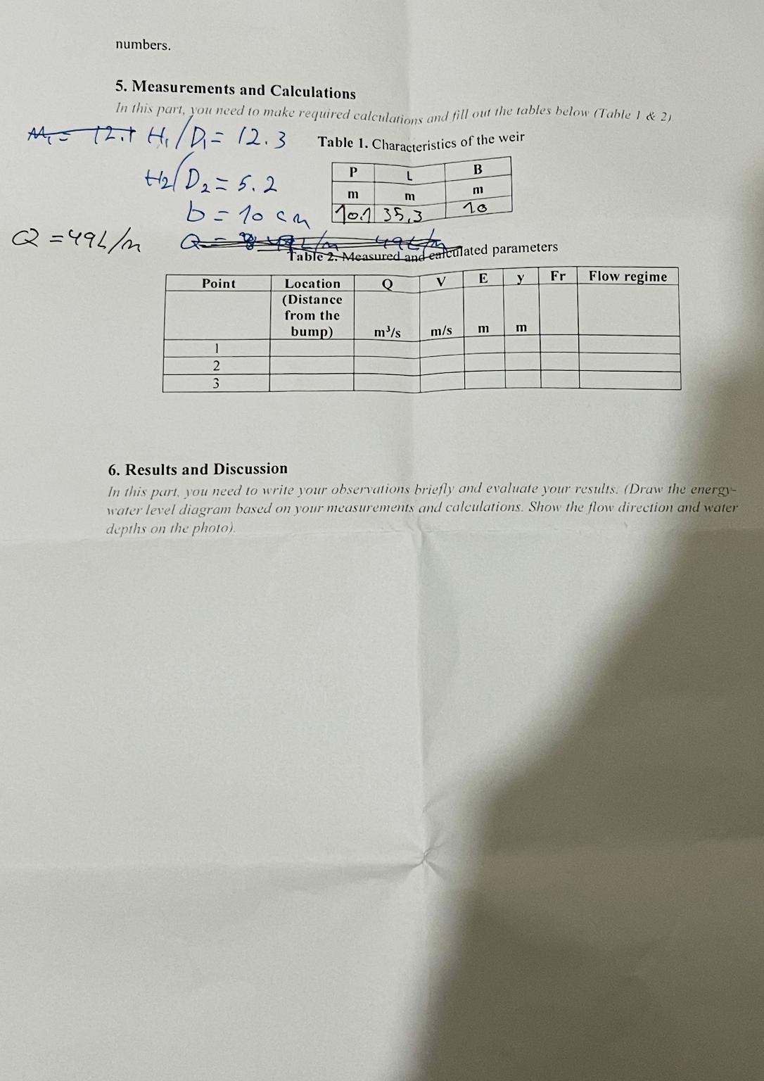 FLOW OVER A BUMP LABORATORY REPORT - 2 Date: \