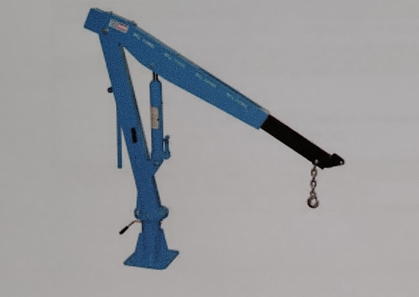 Problem: Design a swiveling crane that can lift 3