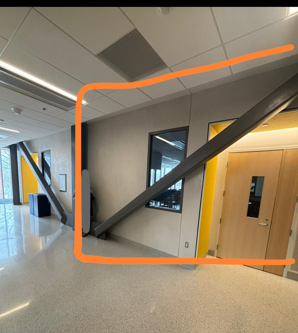 Draw a FBD of the beam in the orange box please