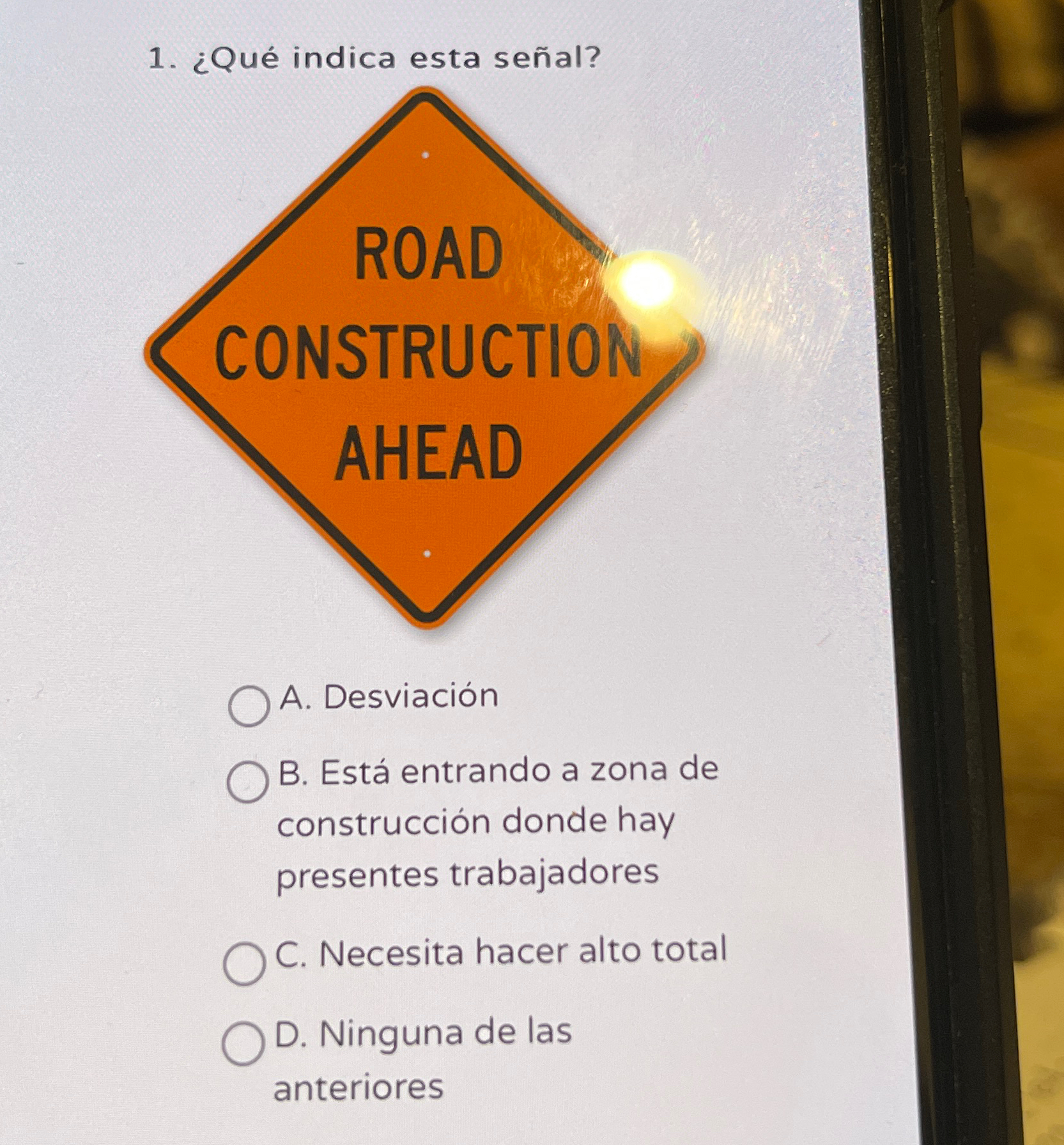 Qu indica esta se al ? ROAD CONSTRUCTION AHEAD A