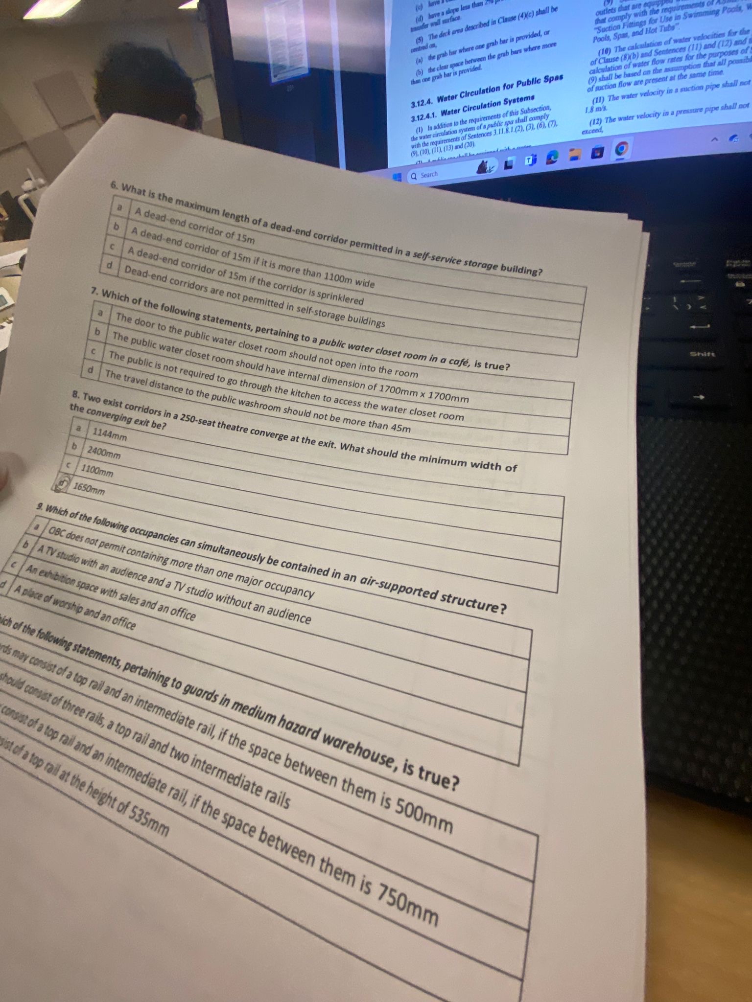 a A dead - end corridor of 1 5 m b A dead end