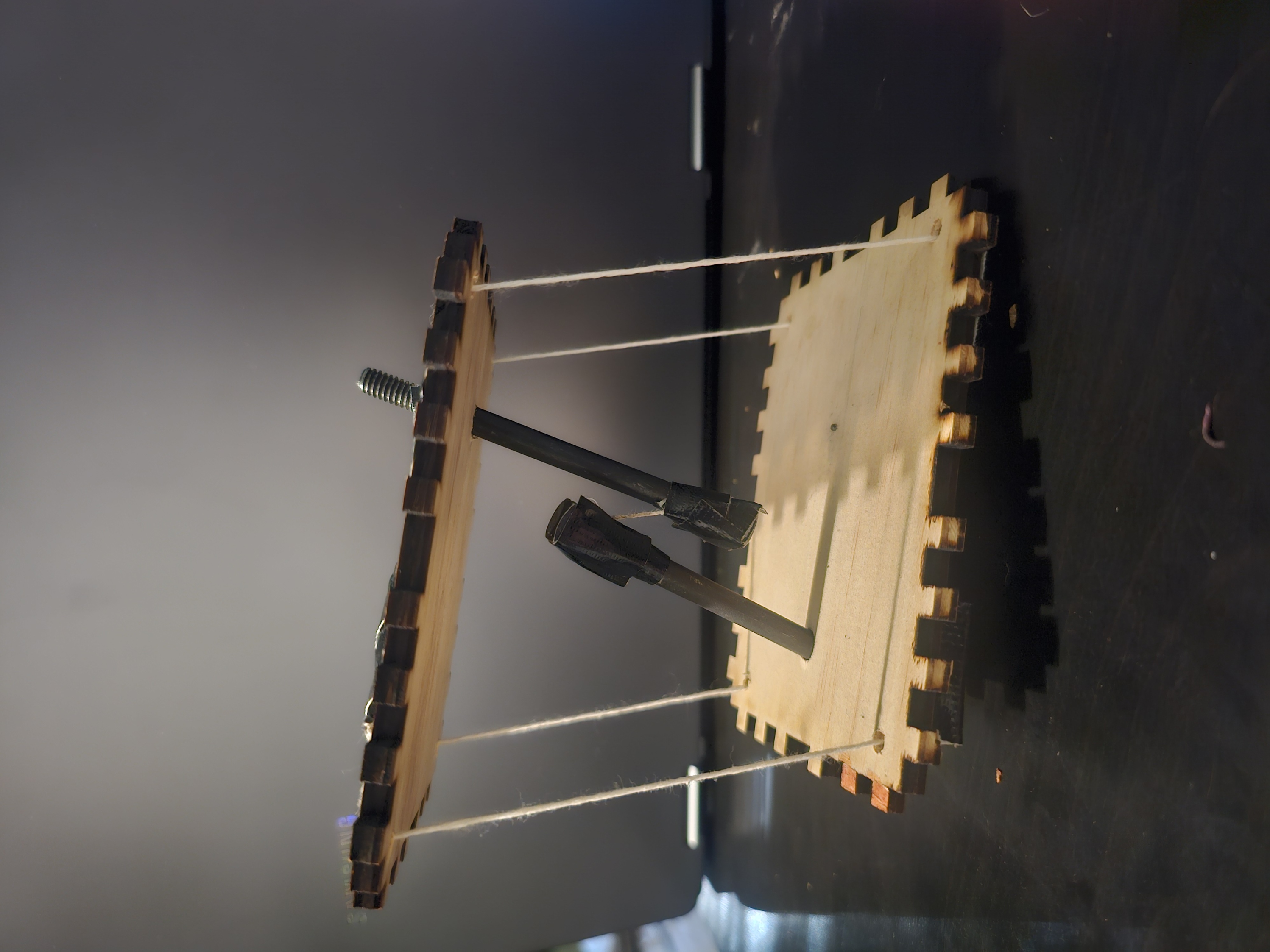 Statics problem. Build a tensegrity structure (