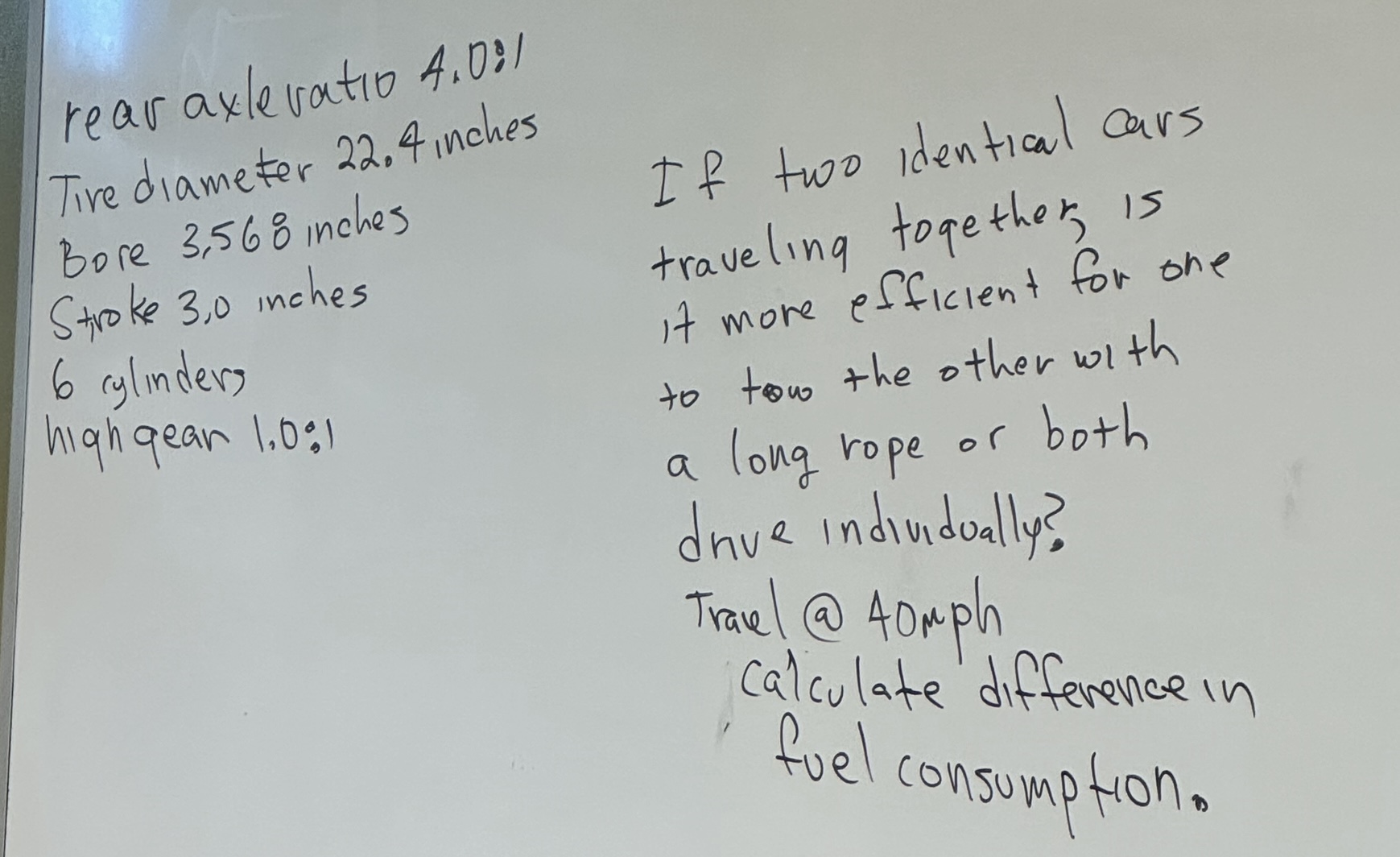 rear axle ratio 4 . 0 : 1 Tire diameter 2 2 . 4