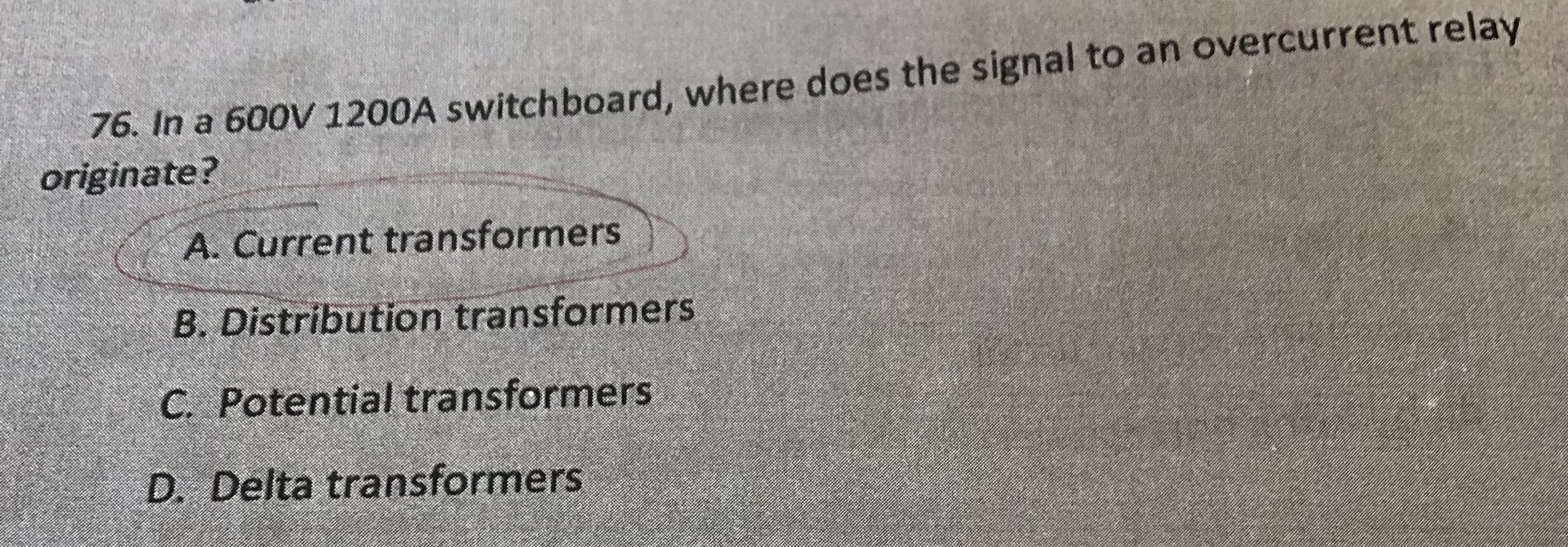 In a 6 0 0 V 1 2 0 0 A switchboard, where does